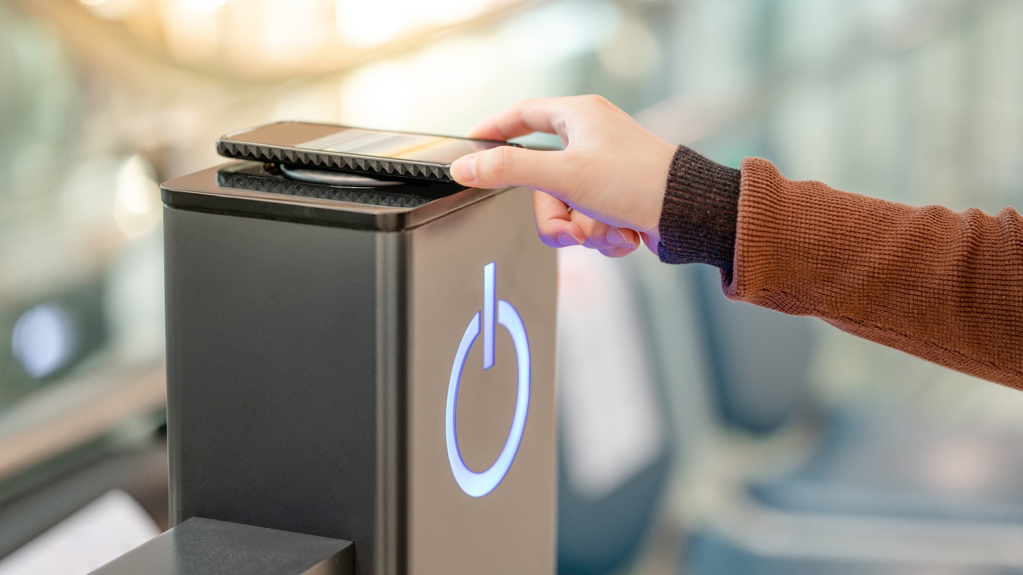 Using Under Counter Qi Chargers to Quell the Need for Pointless Gadgets